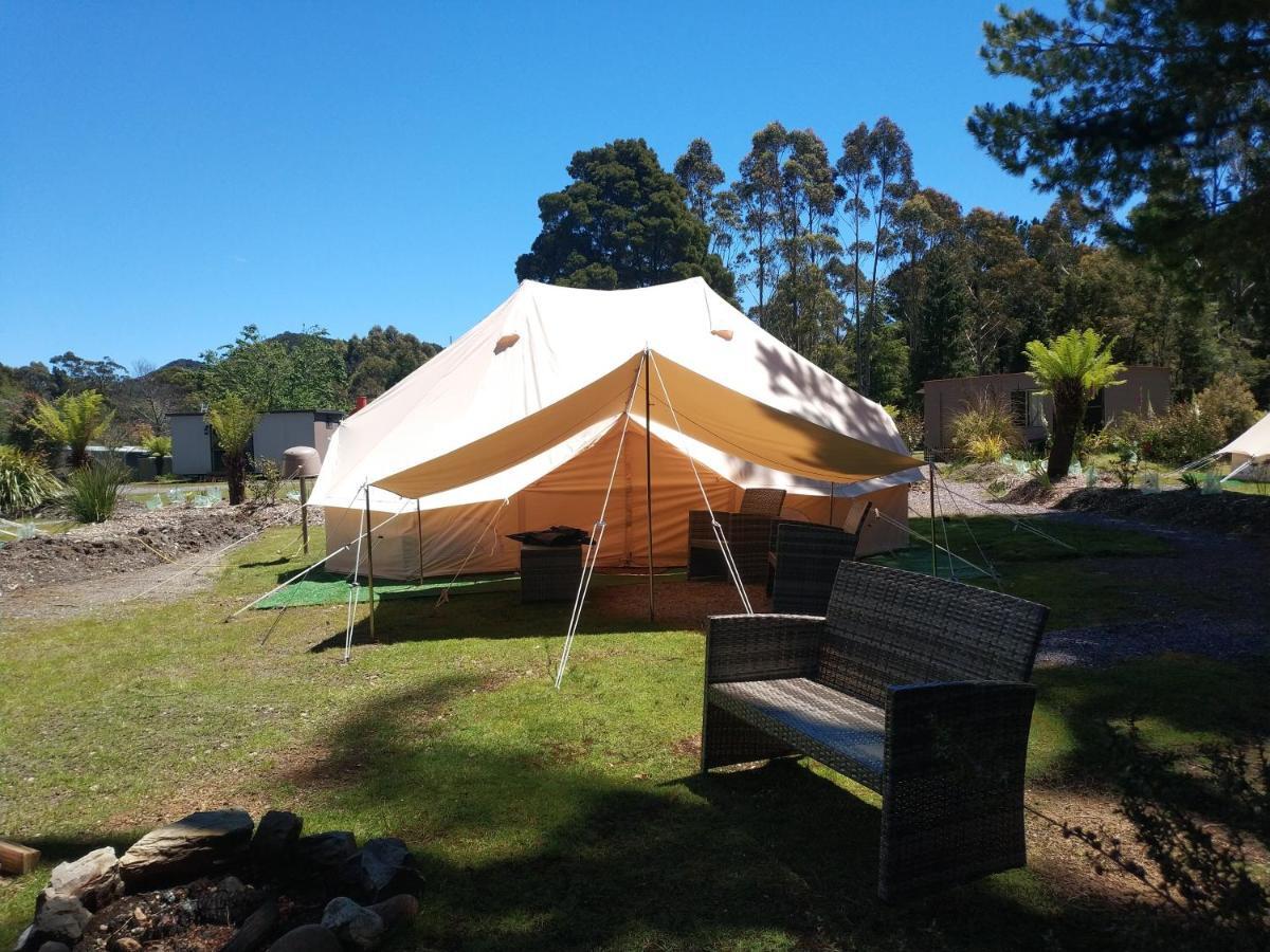 Luxury tent Glamping At Bush Camp
